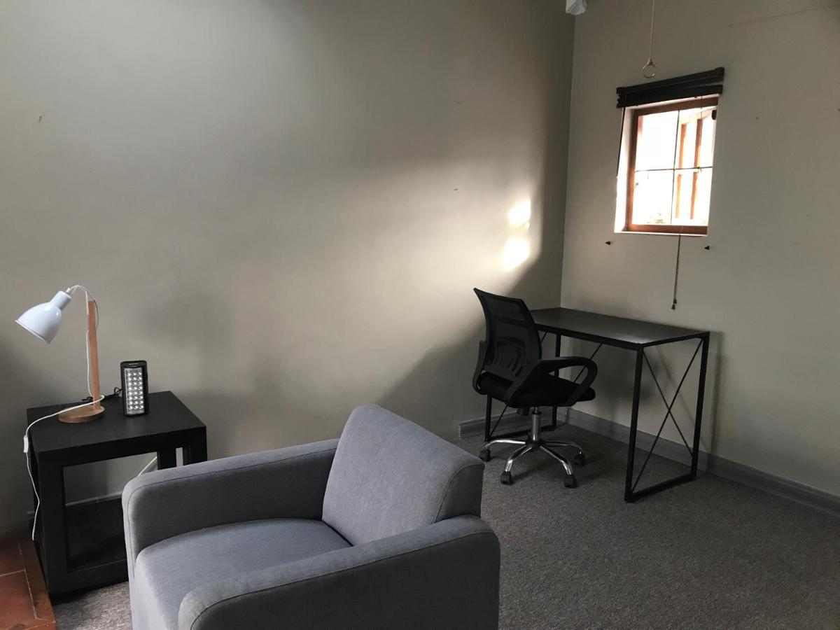 Aluve Guesthouse 约翰内斯堡 外观 照片